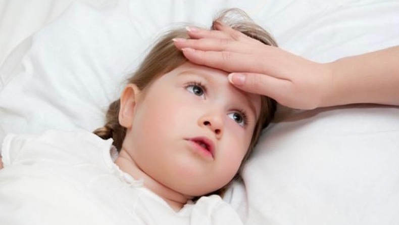 Hati-Hati Cuaca Panas Bisa Bikin Anak Terkena Heat Stroke