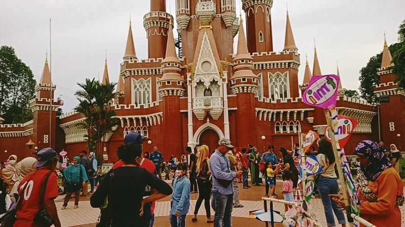 Istana Anak-Anak TMII Dibuka Lagi Usai Renovasi, Pengunjung: Senang Banget