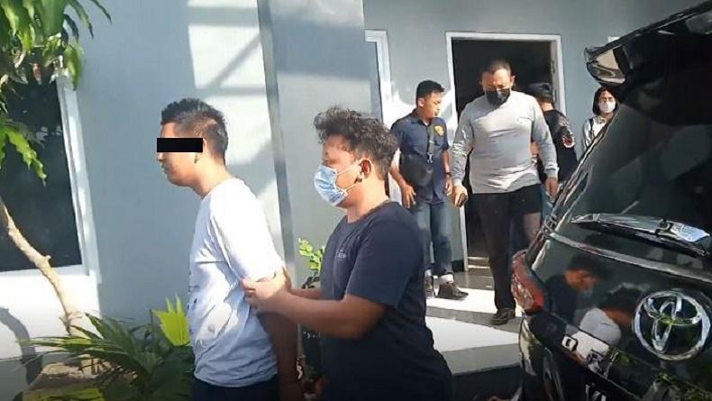 Tampang Oknum Polisi Diduga Pemilik Tambang Ilegal, Alphard hingga 3 Alat Berat Disita