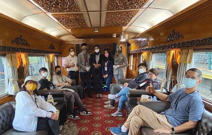 Kereta Wisata Tinggi Peminat Saat Libur Lebaran, Harga Sewa per Gerbong Lebih dari Rp20 Juta 