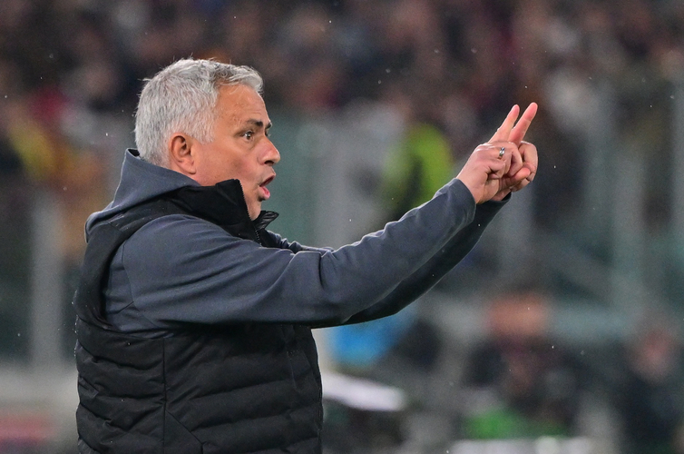 AS Roma Vs Feyenoord, Jose Mourinho Fokus Bawa Giallorossi Cetak Sejarah