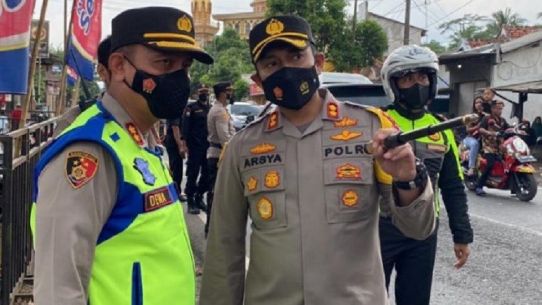 Urai Kemacetan Probolinggo-Lumajang, Polisi Siapkan Jalur Alternatif 