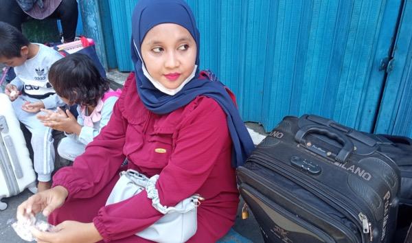 Kisah Dini yang Pilih Mudik ke Kampung Halaman saat Arus Balik Lebaran