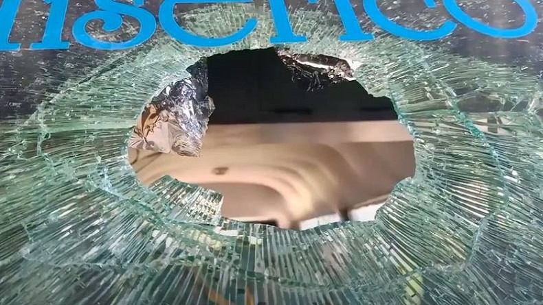 Bikin Resah, Teror Lempar Batu Ancam Pengendara di Kebayoran Lama Jaksel