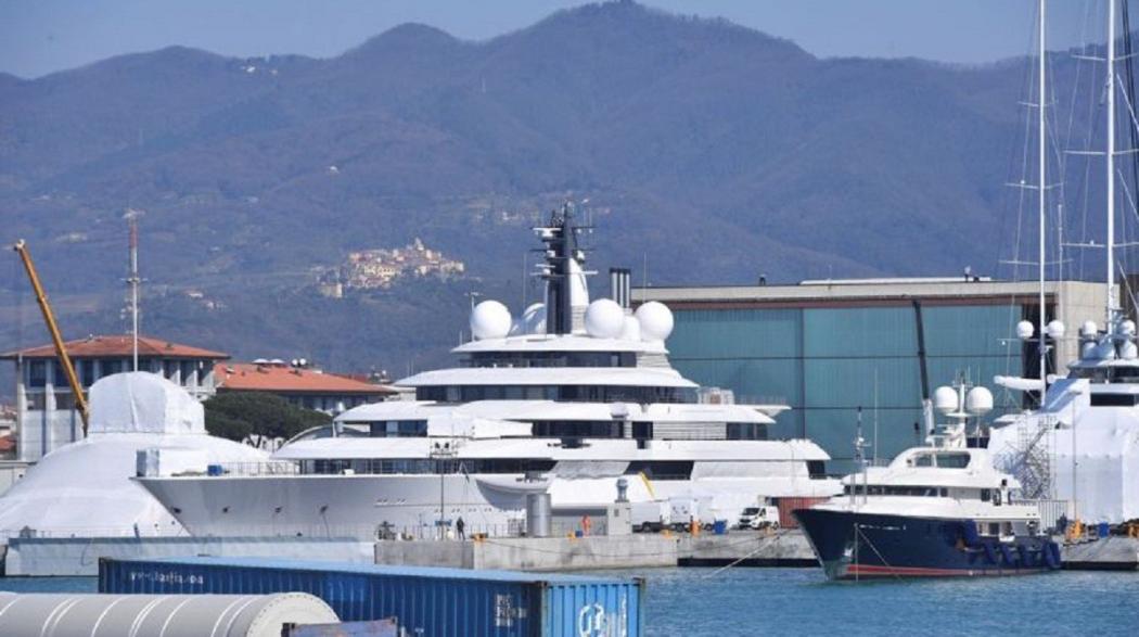 Italia Sita Kapal Pesiar Mewah Senilai Rp10 Triliun, Diduga Milik Vladimir Putin