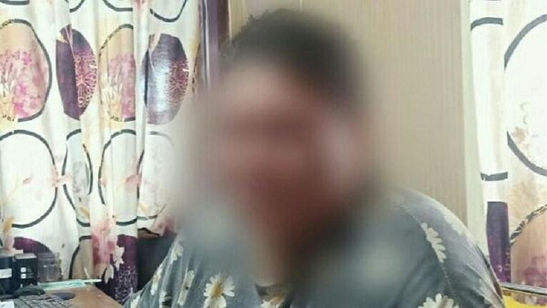 Viral Mama Muda Tenteng Parang Kejar Bocah di Minsel, Kesal Anaknya Kerap Di-Bully