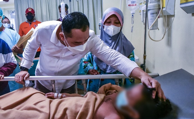 8 Korban Seluncuran Kenpark Surabaya Masih Dirawat, 3 Patah Tulang 