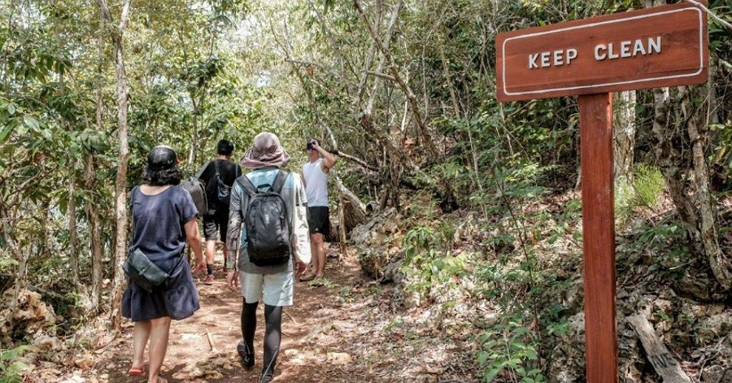 Tempat Wisata Dipadati Wisatawan Selama Lebaran, Sandiaga Uno: Lapangan Kerja Makin Terbuka