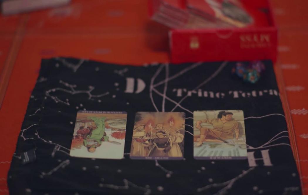 Tertarik Ramal Nasib dengan Kartu Tarot? Saksikan Dulu Vision+ Originals Katanya Episode 8