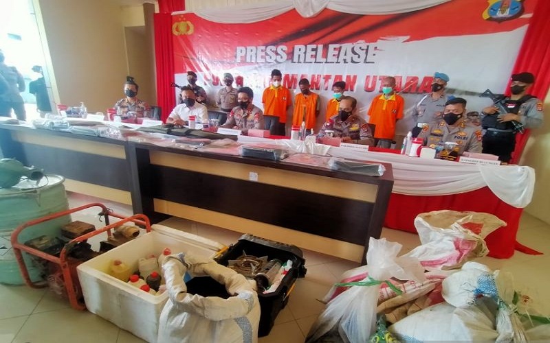 Kasus Polisi Tajir Diduga Bisnis Tambang Emas Ilegal, Polisi Sita 15 Rekening