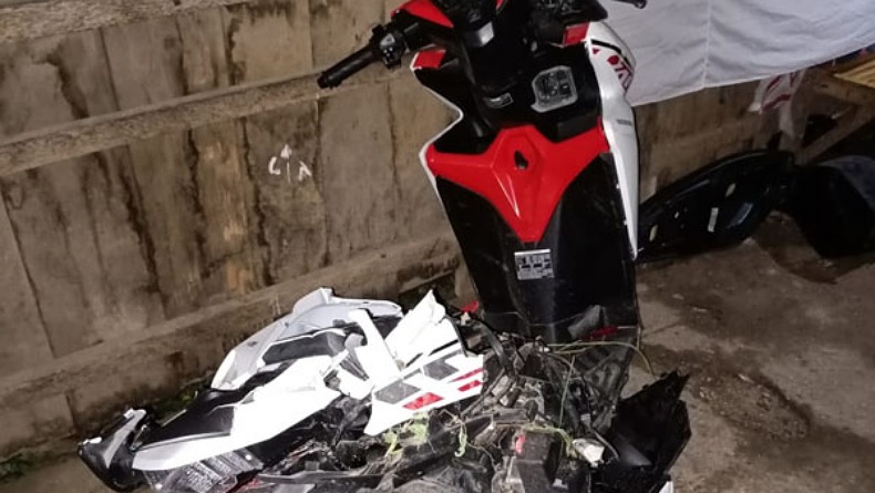 Motor Tabrak Pagar Rumah Warga di Belang Minahasa Tenggara, Pengendara Tewas