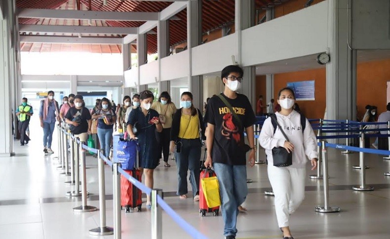 Libur Lebaran Berakhir, Puluhan Ribu Wisatawan Domestik Tinggalkan Bali