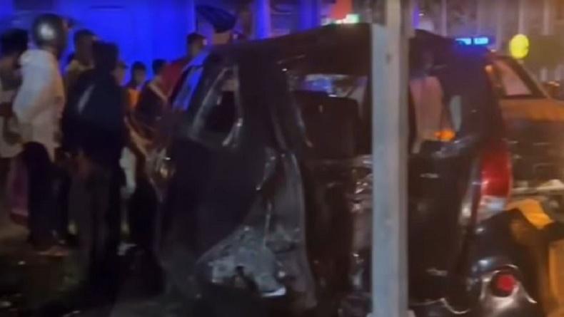 Mobil Wisatawan Tabrak Pejalan Kaki di Kuta Bali, Berhenti usai Hantam Tiang Listrik