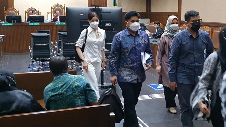 Siwi Widi Habiskan Uang Rp647 Juta dari Farsha Kautsar untuk Perawatan di Korea dan Jaket Gucci