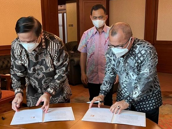 Bank SulutGo dan IBI Jalin Kerja Sama Pelatihan dan Jasa Konsultasi Perbankan 