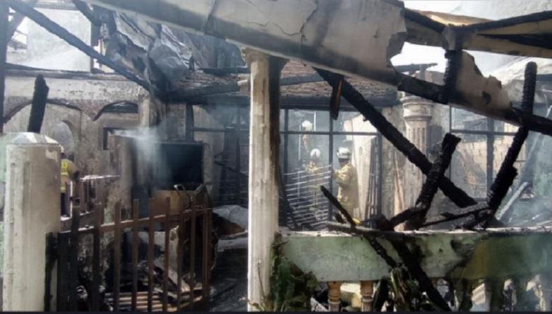 Terjebak di Kamar Mandi, Pria di Pulogadung Tewas saat Rumah Terbakar