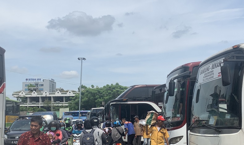 Calo Masih Marak di Terminal Bekasi, Dishub Hanya Bisa Beri Imbauan