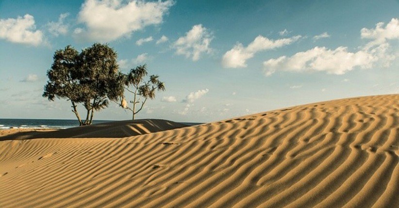 Terungkap Ini 5 Tempat Terindah dengan Pemandangan Pasir Instagramable di Indonesia