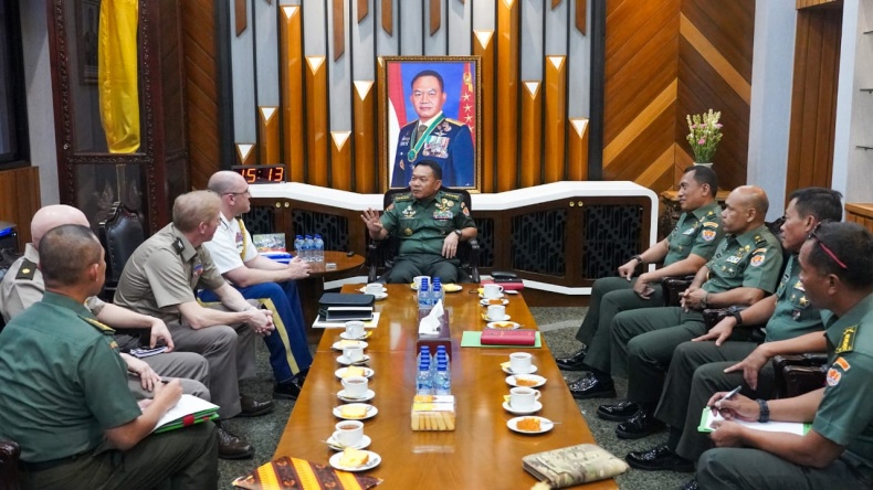 Bertemu Atase Darat Amerika Serikat, Jenderal Dudung Bahas Kerja Sama Latihan Militer