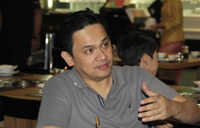 Farhat Abbas Sentil Komnas Perlindungan Anak yang Akan Beri Penghargaan ke H Faisal dan Fuji   