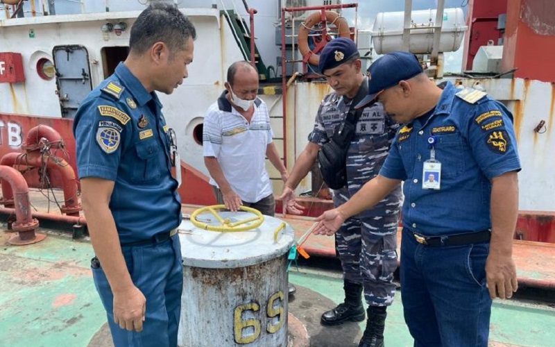 Lanal Banjarmasin Proses Hukum Kapal Muat CPO di Perairan Teluk Kumai