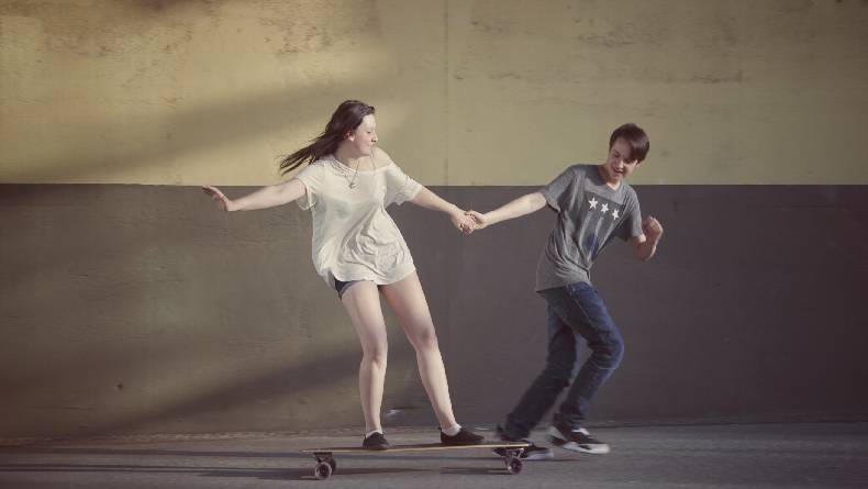 5 Zodiak yang Kalau Pacaran Jarang Mau Go Public, Virgo Termasuk?