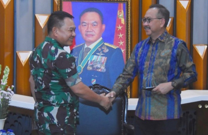 Bertemu Kepala IKN, KSAD Jenderal Dudung Siap Dukung Penuh Program Pemerintah