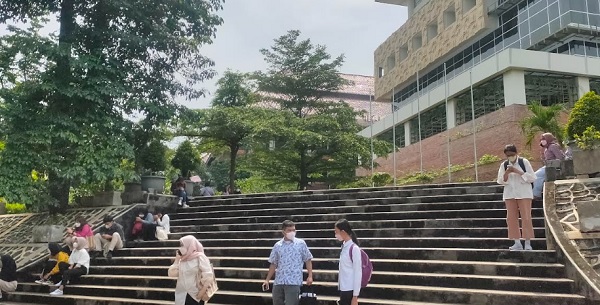 Kisah Peserta UTBK yang Semangat Berangkat sejak Pagi Buta Demi SBMPTN