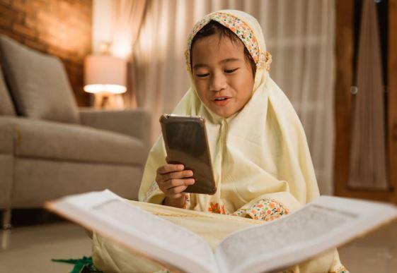 Bolehkah Membaca Surat Yasin di HP tanpa Wudhu? Begini Kata Ulama