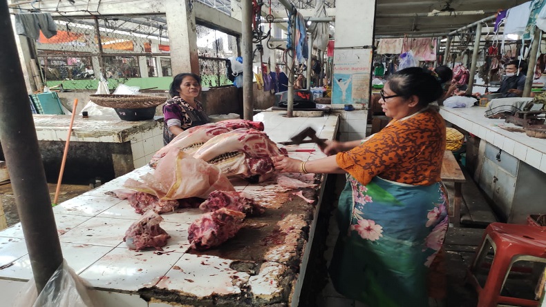 Dampak Wabah PMK, Penjualan Daging Sapi di Salatiga Anjlok