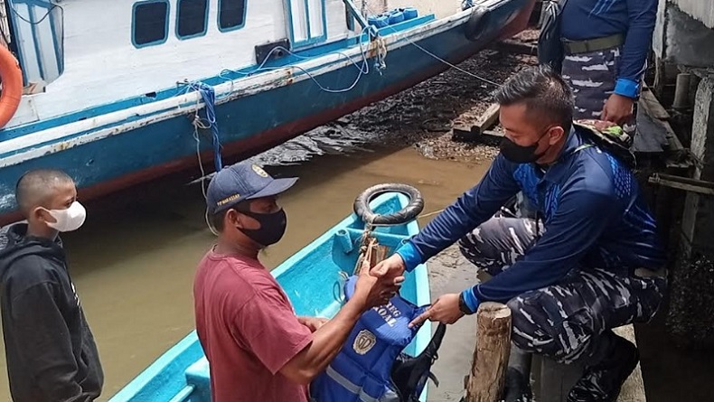 Perwira Siswa Seskoal Rangkul Masyarakat Pesisir di IKN, Lakukan Penyuluhan hingga Vaksinasi
