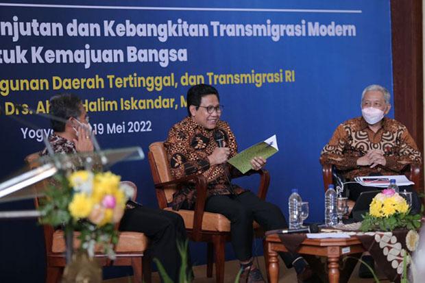 Mendes PDTT Dukung Wacana Masa Jabatan Kades Jadi 10 Tahun