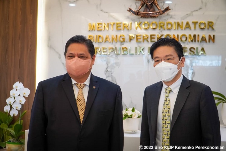 Tingkatkan Peluang Kerja Sama Strategis, Menko Airlangga Bertemu dengan Menkeu Singapura