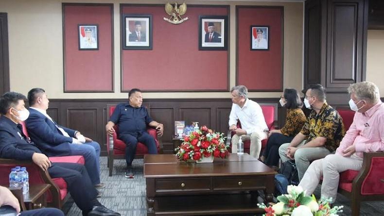 Olly Dondokambey Datangkan Investor Bangun Pelabuhan Bitung Jadi Hub Port International
