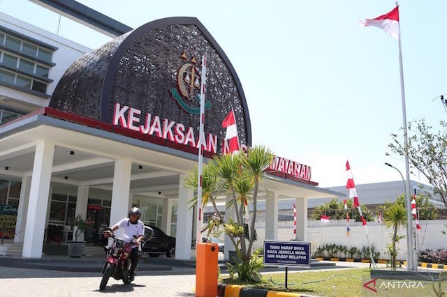 Beasiswa Bidik Misi Dipotong, Mahasiswa Lapor Kejari Mataram