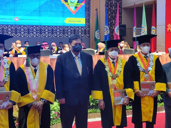 Fahmi Idris Meninggal Dunia, Airlangga Hartarto: Sosok Pekerja Keras yang Mudah Bergaul  