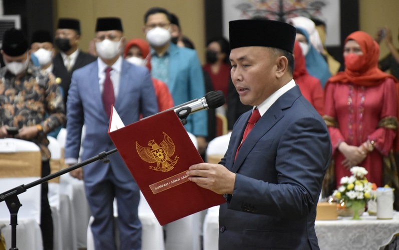 Gubernur Kalteng Lantik Pj Bupati Barito Selatan dan Kotawaringin Barat