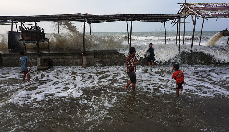  BMKG: Waspadai Gelombang Tinggi hingga 6 Meter di Wilayah Perairan 1-2 September