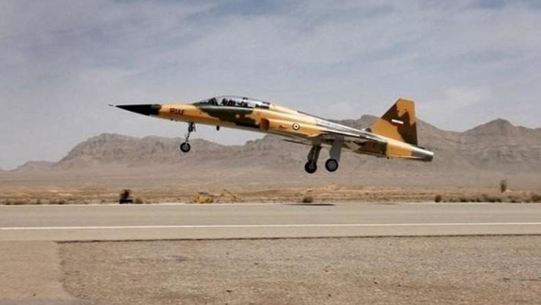 Jet Tempur F7 Jatuh saat Misi Pelatihan, 2 Pilot Tewas 