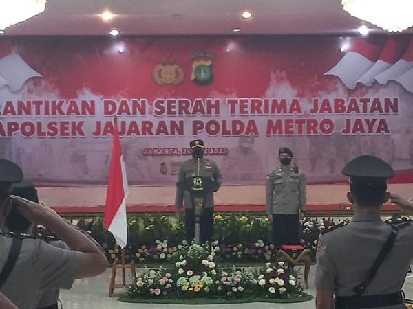 Kapolda Metro Jaya Lantik 28 Kapolsek, Ada 8 Perempuan Istimewa