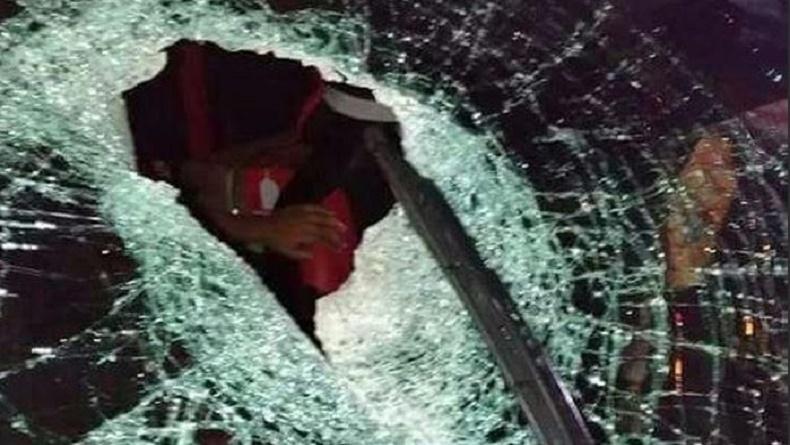 Sopir Ngantuk, Mobil Tabrak 2 Rumah Warga di Gorontalo
