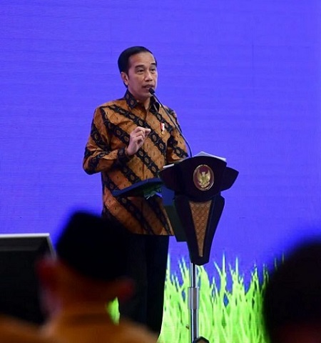 Jokowi Peringatkan Jangan Gunakan APBN, APBD dan Anggaran BUMN untuk Beli Barang Impor 