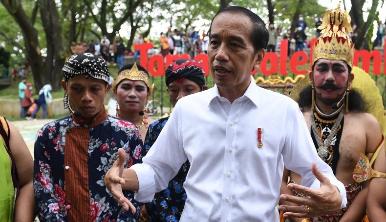 Jokowi ke Seniman di Balekambang Solo : Kita Tunjukkan Seni Tradisi Tetap Hidup Sampai Kapan pun