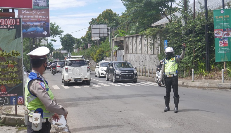 Libur Isa Al Masih, Kendaraan ke Kawasan Wisata Lembang KBB Meningkat 20 Persen
