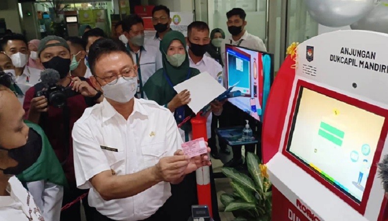 Inovasi PACRI, Warga Pontianak Bisa Cetak Sehari Data Kependudukan