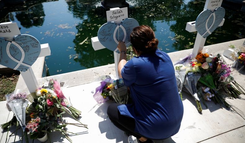 Tragis, Suami Guru SD yang Tewas dalam Penembakan di AS Meninggal saat Menyiapkan Pemakaman