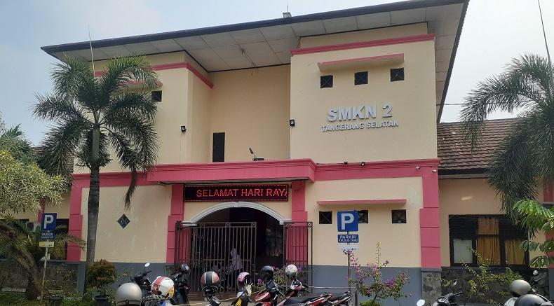 Ijazah 300 Siswa SMKN 2 Tangsel Masih Ditahan, Orang Tua Mengeluh Anak Tak Bisa Cari Kerja