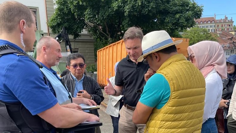 Ridwan Kamil Pantau Pencarian Emmeril di Sungai Aaree Swiss, Tim SAR Sisir Schwellenmaetelli