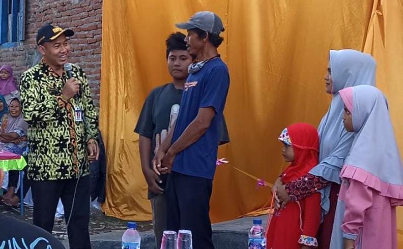  Tangis Haru Buruh Bangunan Ini Pecah saat Lihat Rumah Nyaris Ambruk Berubah Bagus 