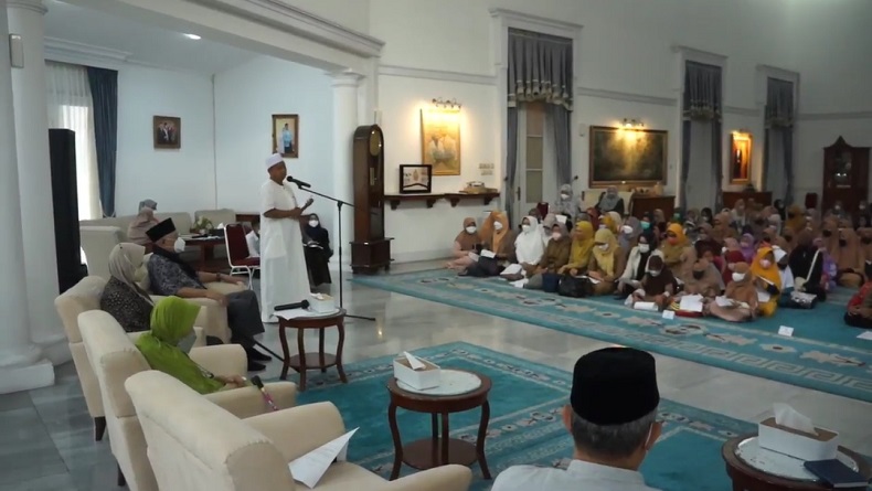 Pencarian Emmeril di Sungai Aaree, Isak Tangis Terdengar saat Doa Bersama di Gedung Pakuan